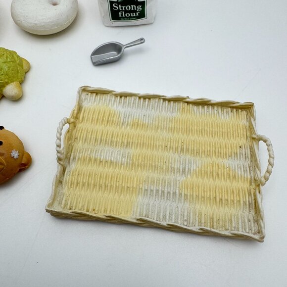 Re-Ment Lets Cooking Dessert Kitchen 2006 Set 01 Miniature Tray Bread Figures - Picture 6 of 9